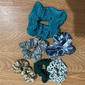 Bundle of random scrunchies